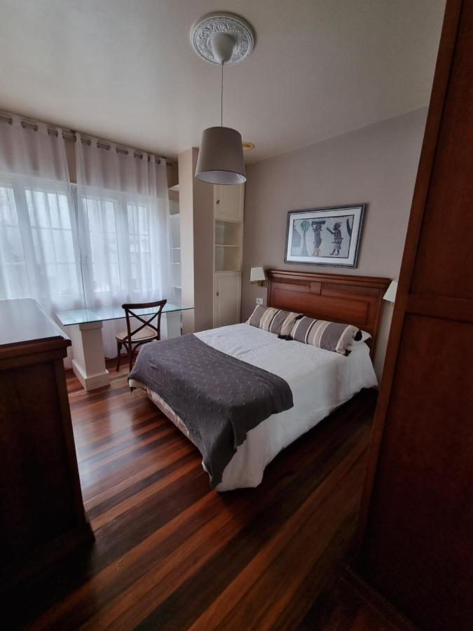 Piso De 3 Habitaciones A 3 Minutos De La Playa. Ribeira Bagian luar foto